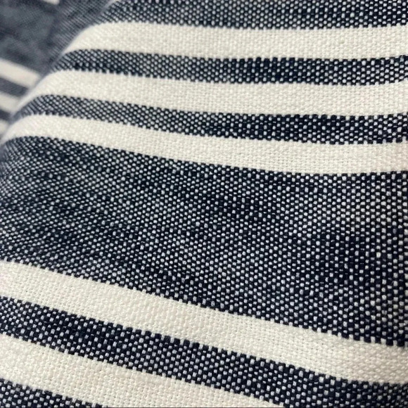 Ann Taylor The Riviera Short Size 4 - Picture 11 of 14